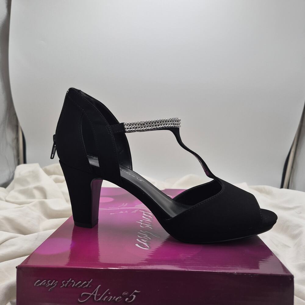 NEW Easy Street Flash heel sandal rhinestone embellished T-strap black Women 9W